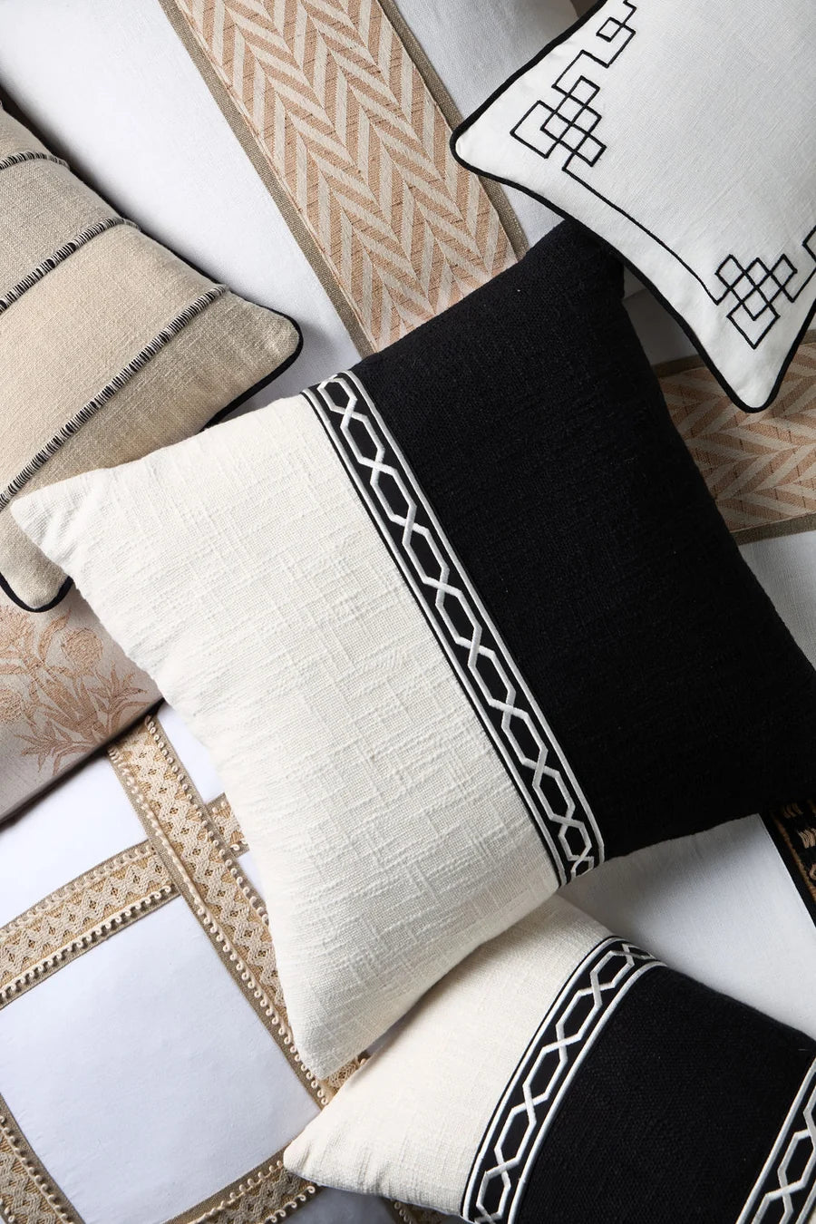 Linen Bedford Blanc - Indoor Cushion (30 x 50)