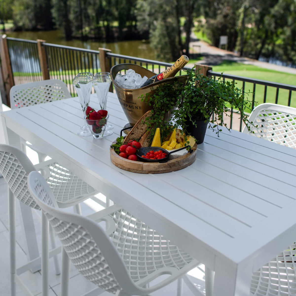 best-outdoor-furniture-Air 75 - Alum Slat Bar - 7pce - Outdoor Bar Set #color_WHITE