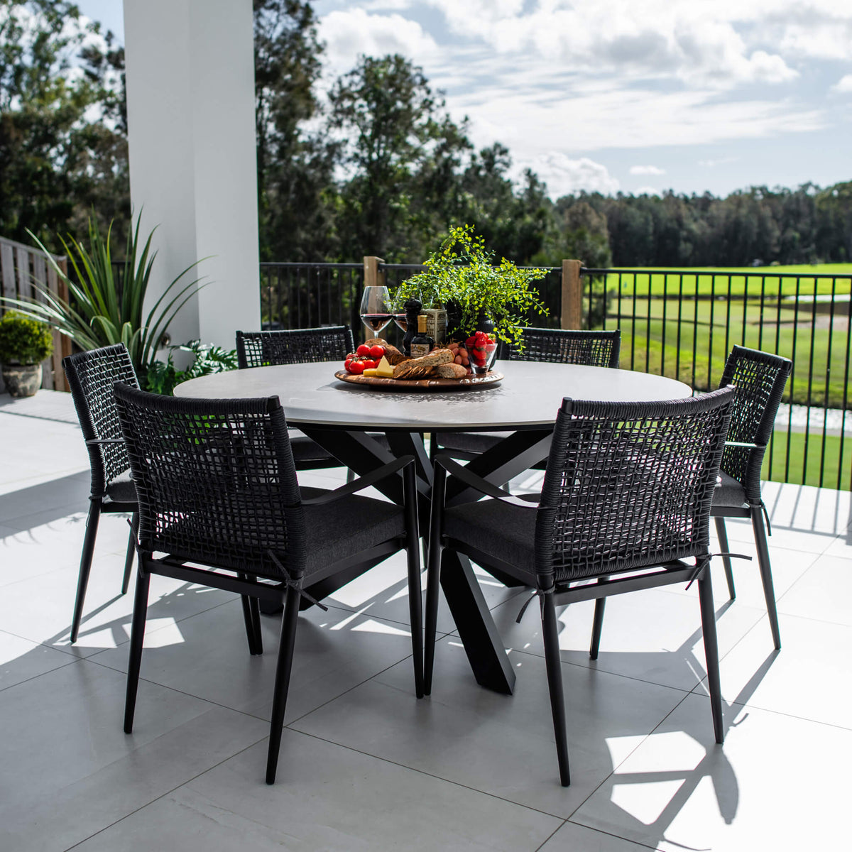 best-outdoor-furniture-Vienna Rope Malibu Round - 7pce (150x150) - Outdoor Dining Set #color_BLACK