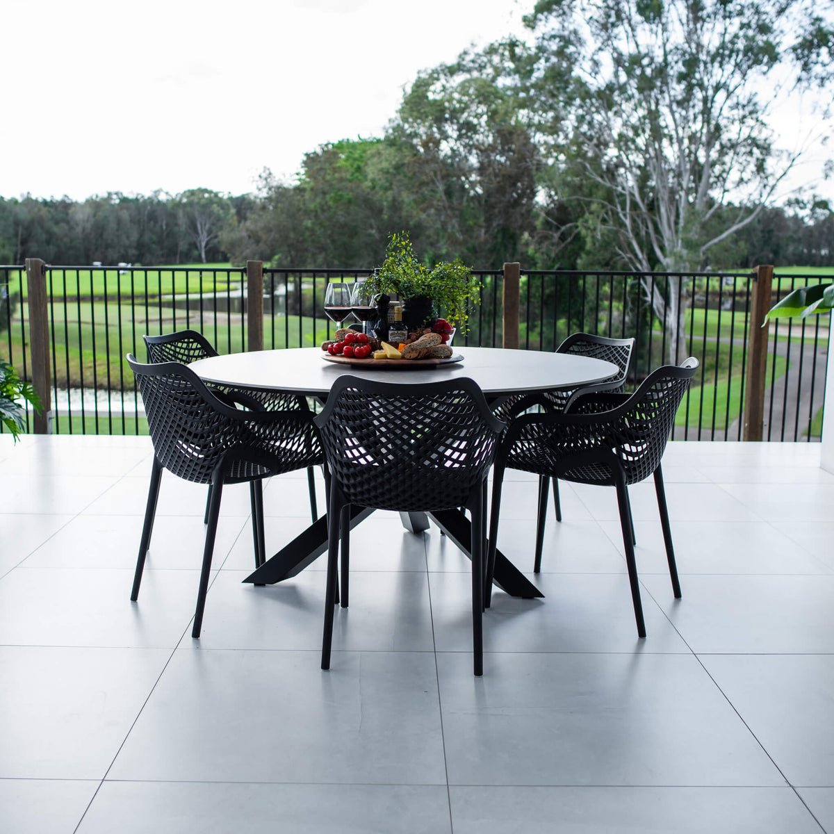 best-outdoor-furniture-Roma XL Malibu Round - 7pce (150x150) - Outdoor Dining Set #color_BLACK