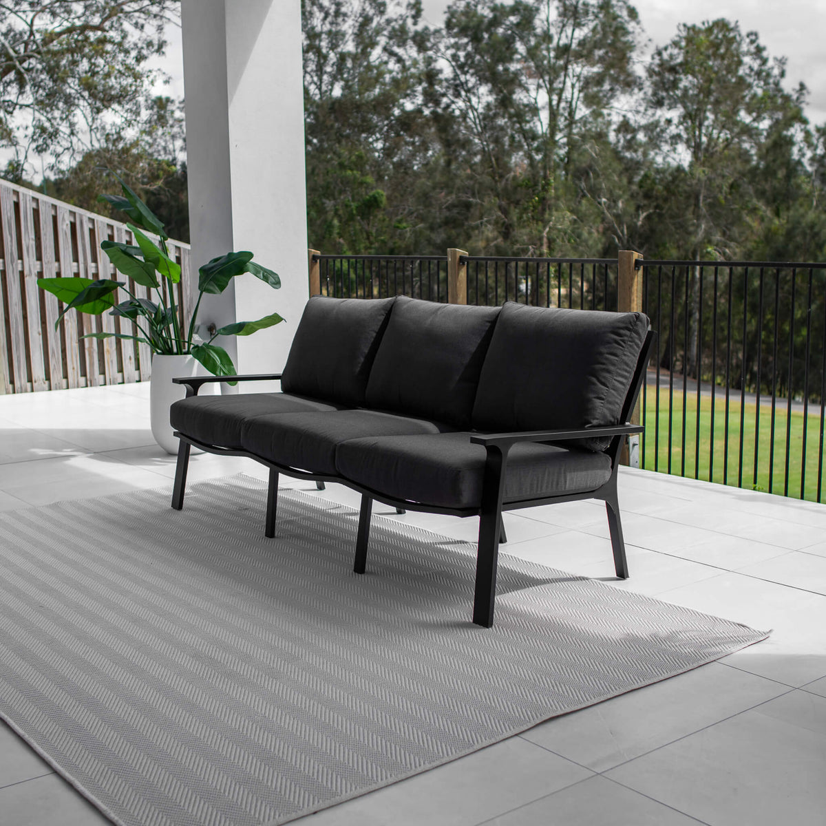 Bermuda 3 Seater - Outdoor Lounge