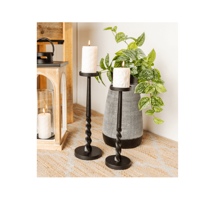 best-outdoor-furniture-Twisted Metal Candle Stick