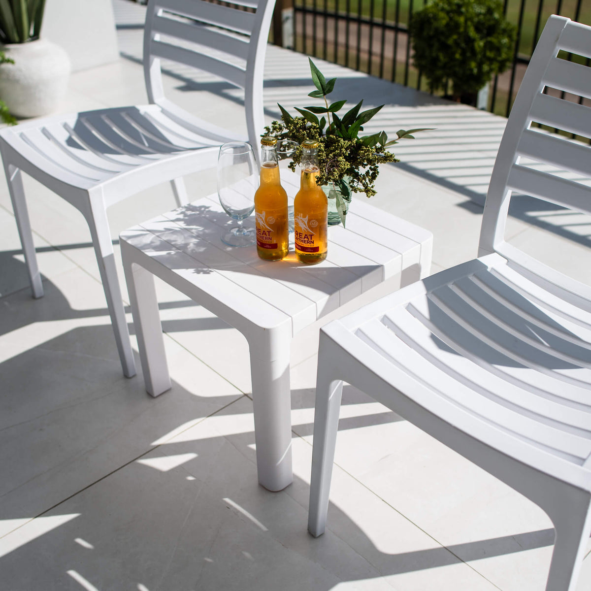 best-outdoor-furniture-Apollo Bali - 3pce - Outdoor Bistro Set #color_WHITE