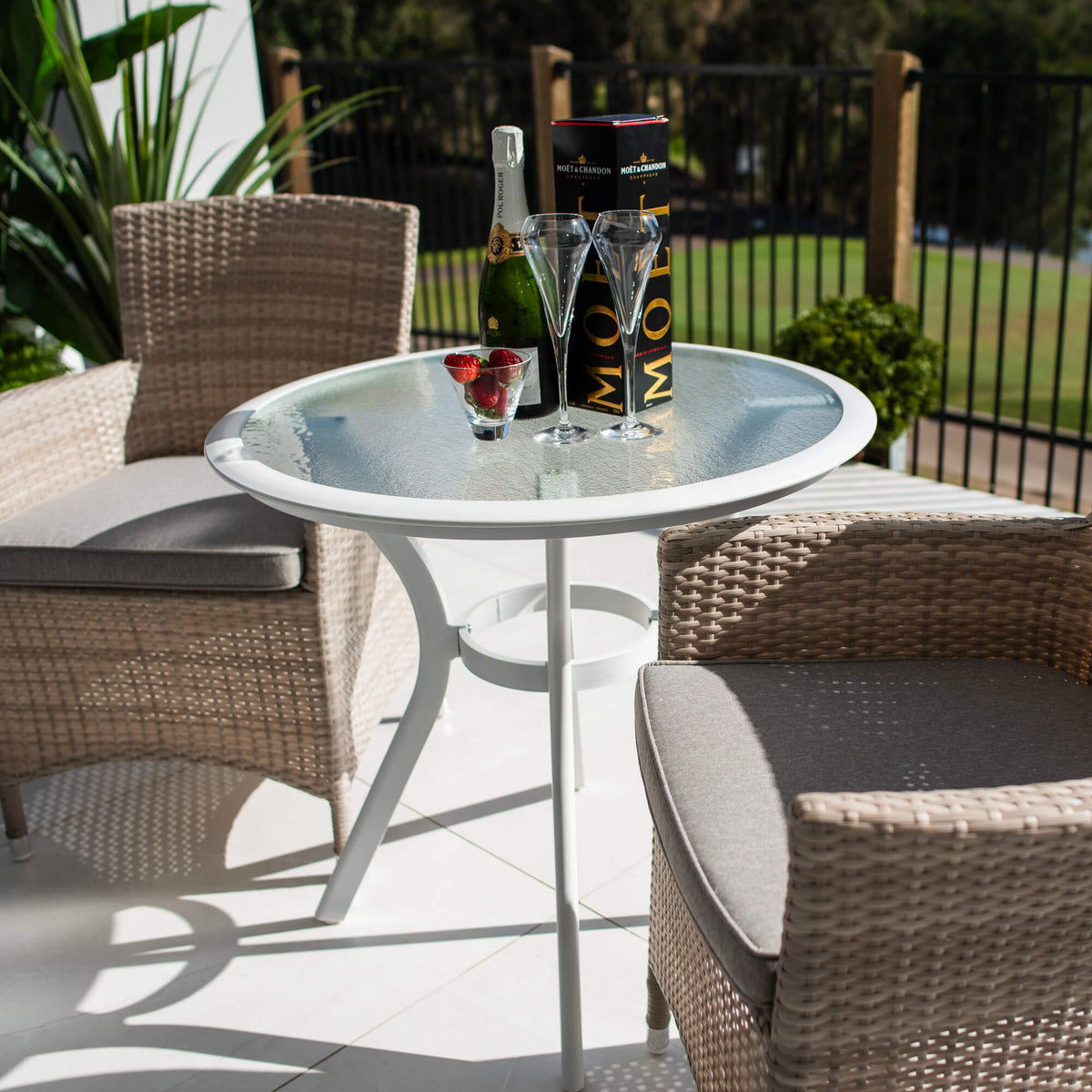 best-outdoor-furniture-Aspen Coventry - 3pce - Outdoor Bistro Set #color_BONE WHITE