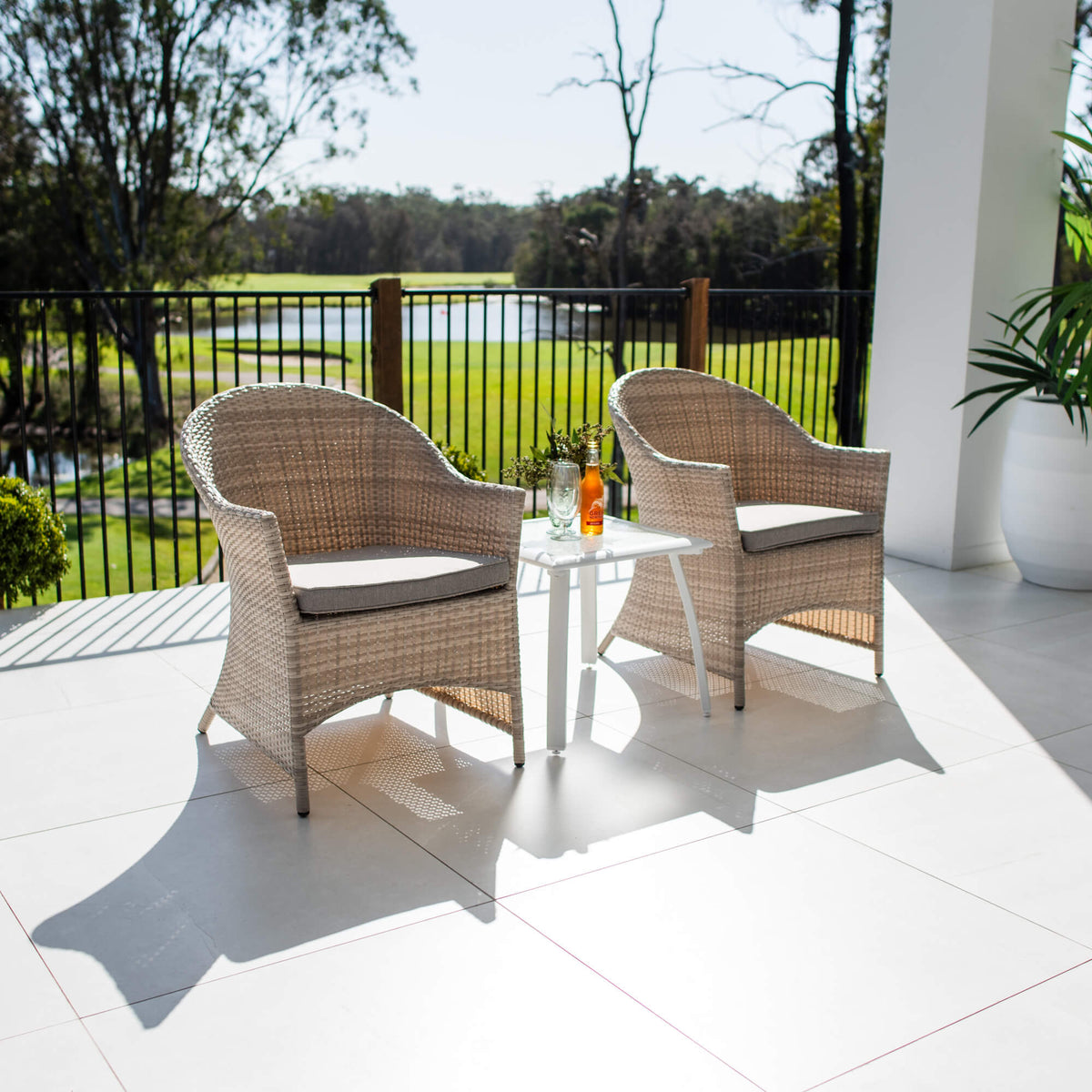 best-outdoor-furniture-Boston Shelby - 3pce - Outdoor Bistro Set#color_BONE WHITE