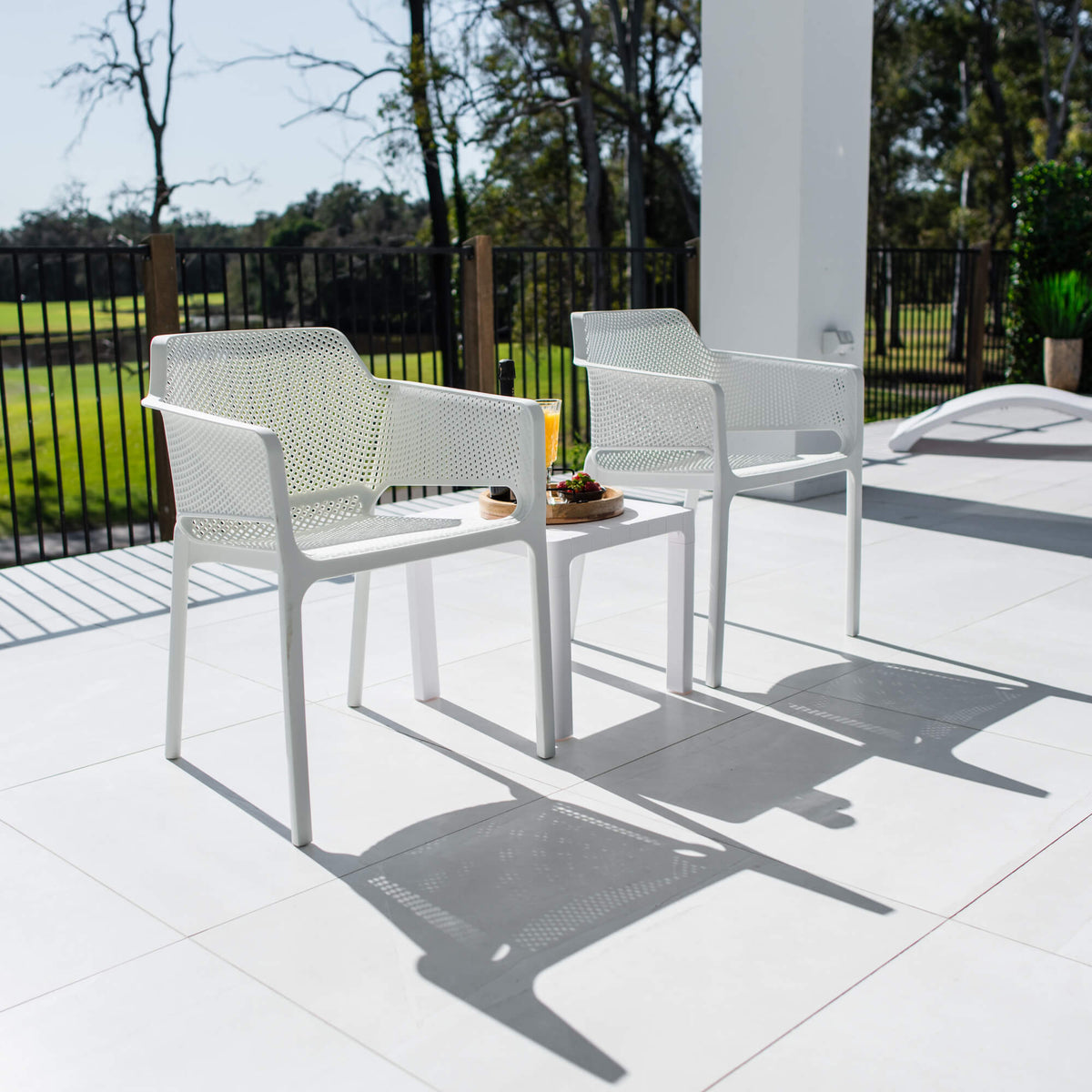 best-outdoor-furniture-Nero Bali - 3pce - Outdoor Bistro Set #color_WHITE