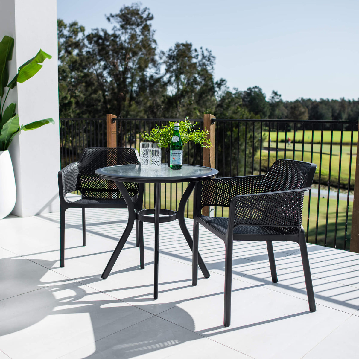 Nero Coventry - 3pce - Outdoor Dining Set