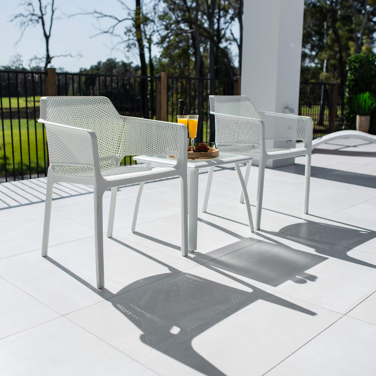 best-outdoor-furniture-Nero Shelby - 3pce - Outdoor Bistro Set #color_WHITE