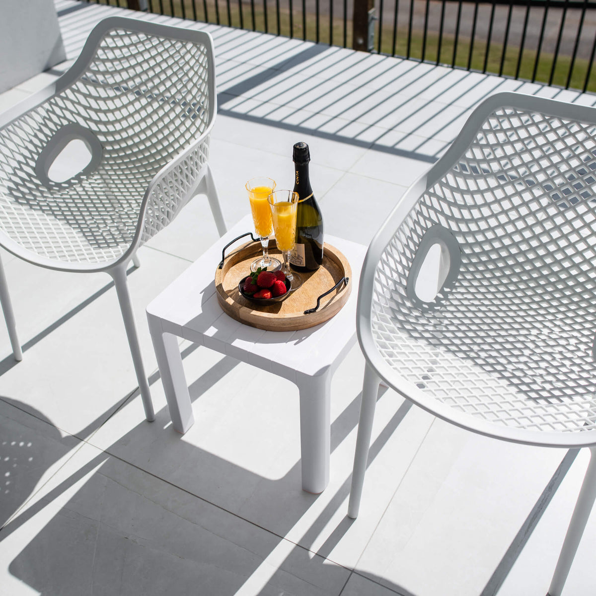 best-outdoor-furniture-Roma XL Bali - 3pce - Outdoor Bistro Set #color_WHITE
