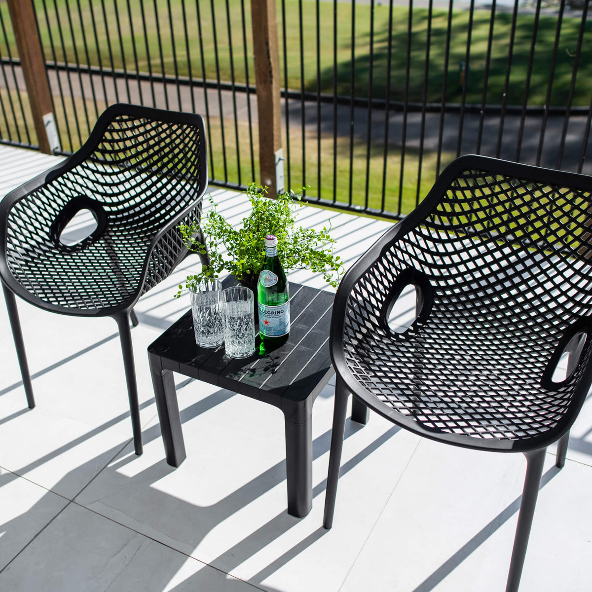 best-outdoor-furniture-Roma XL Bali - 3pce - Outdoor Bistro Set #color_BLACK