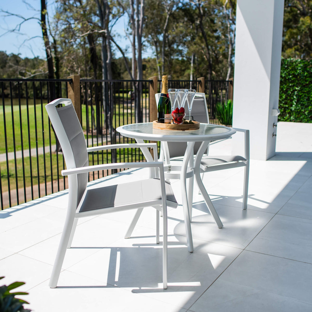 best-outdoor-furniture-Shelby Coventry - 3pce - Outdoor Bistro Set #color_WHITE