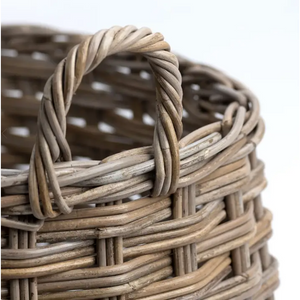 best-outdoor-furniture-Moroc Basket