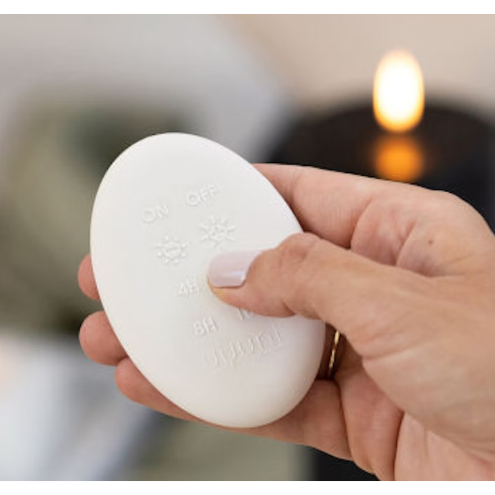 best-outdoor-furniture-UYUNI Lighting Nordic Luxury Remote