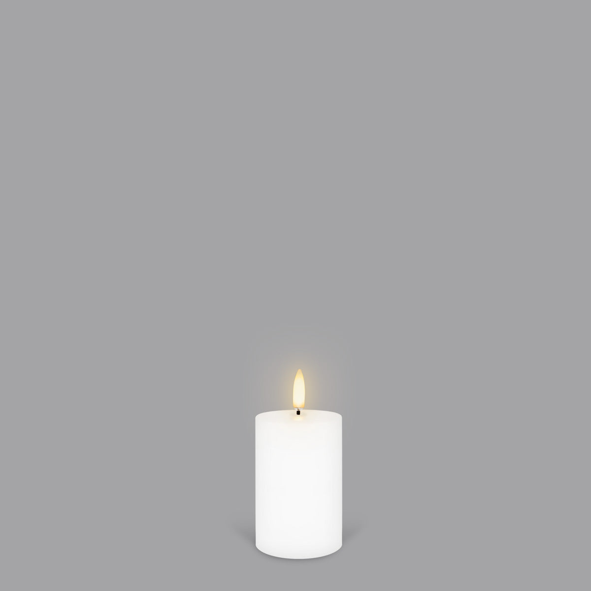 UYUNI Lighting Nordic White Pillar Candle 7.6 x 5.0cm