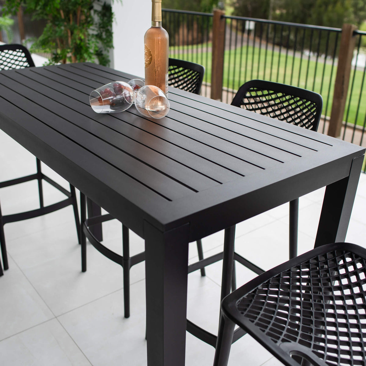 best-outdoor-furniture-Air 75 Aria - 5pce (150x65) - Outdoor Bar Set #color_BLACK