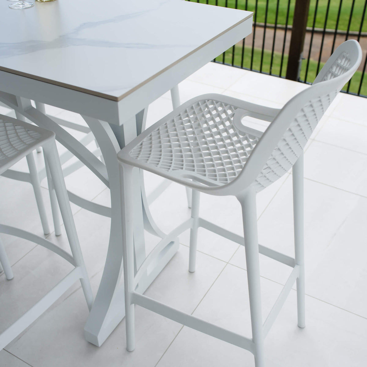 best-outdoor-furniture-Air 75 Malibu - 9pce (200x65) - Outdoor Bar Set #color_WHITE