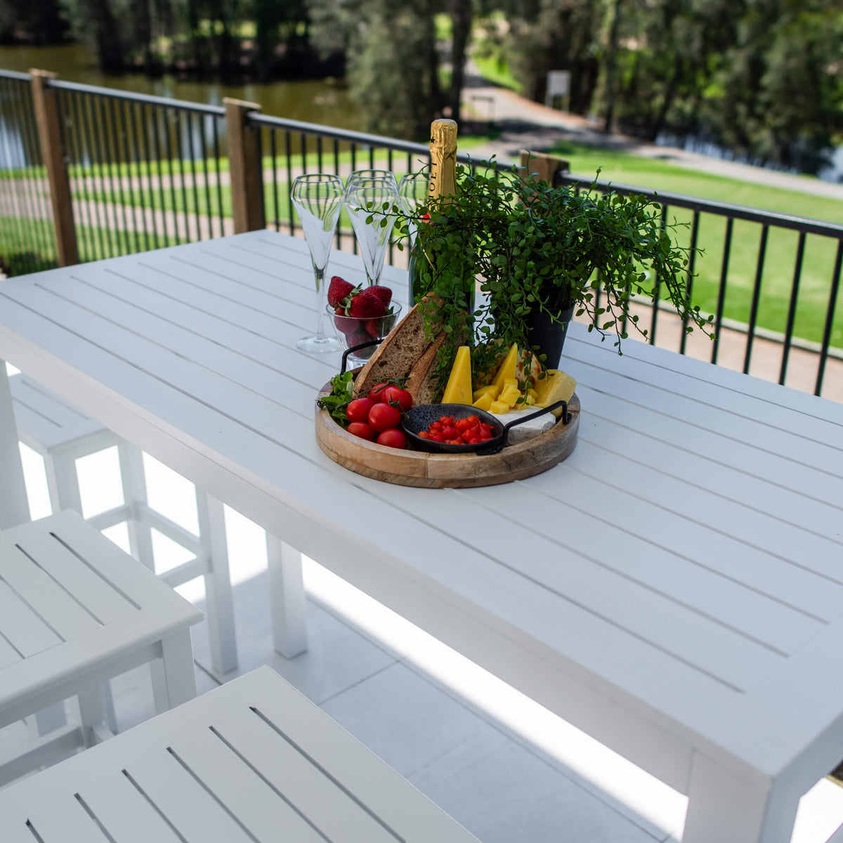 Slat Bar - 5pce - 150 Outdoor Bar Set