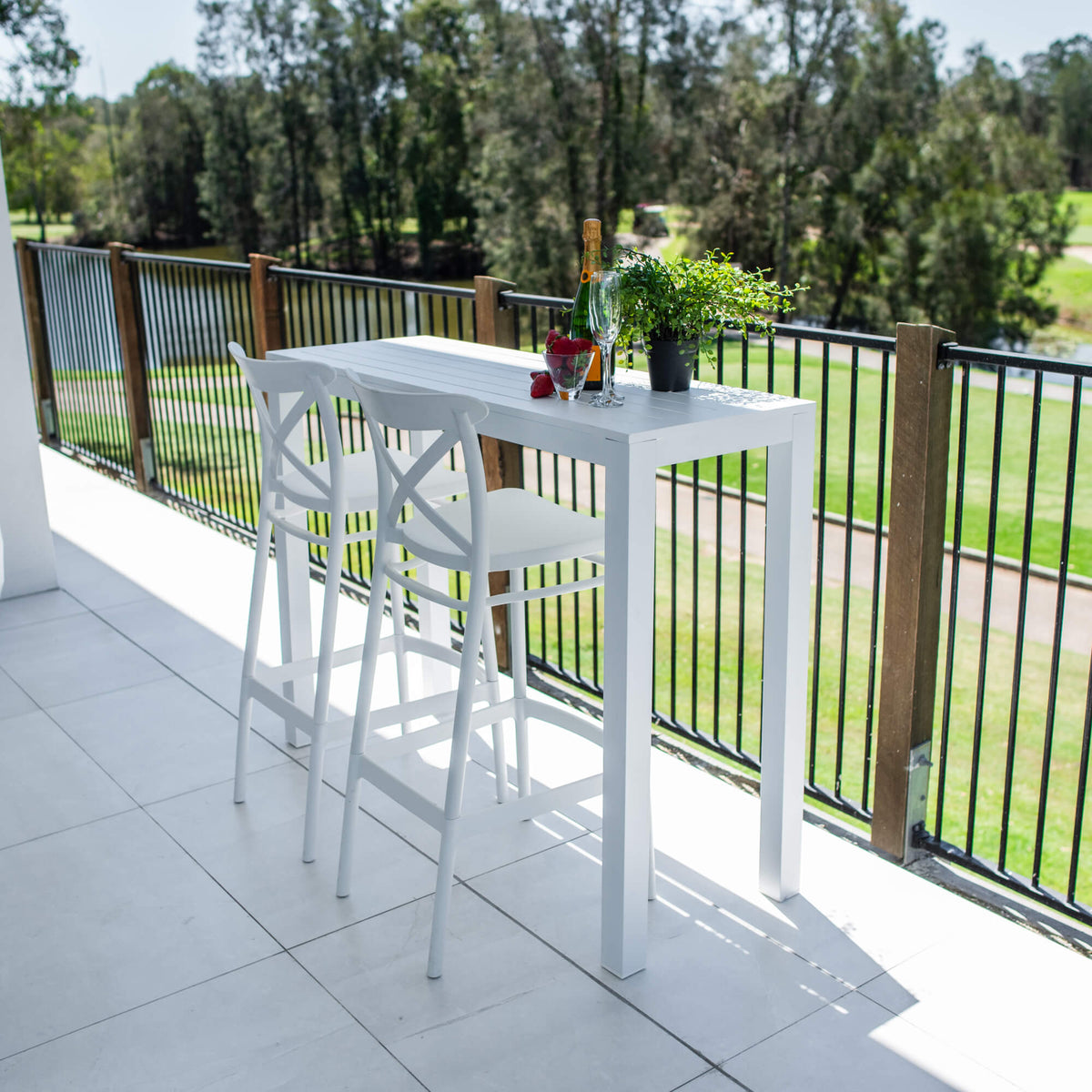 best-outdoor-furniture-Cross 75 - Alum Slat Bar 130 - 3pce - Outdoor Bar Set #color_WHITE