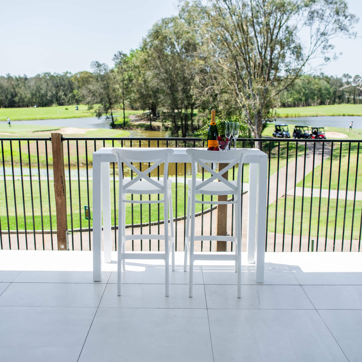 best-outdoor-furniture-Cross 75 - Alum Slat Bar 130 - 3pce - Outdoor Bar Set #color_WHITE