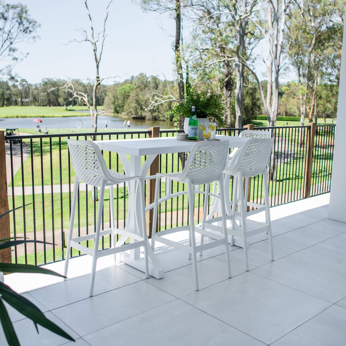 best-outdoor-furniture-Roma 75 - Bergen Slat Bar 150 - 5pce - Outdoor Bar Set #color_WHITE