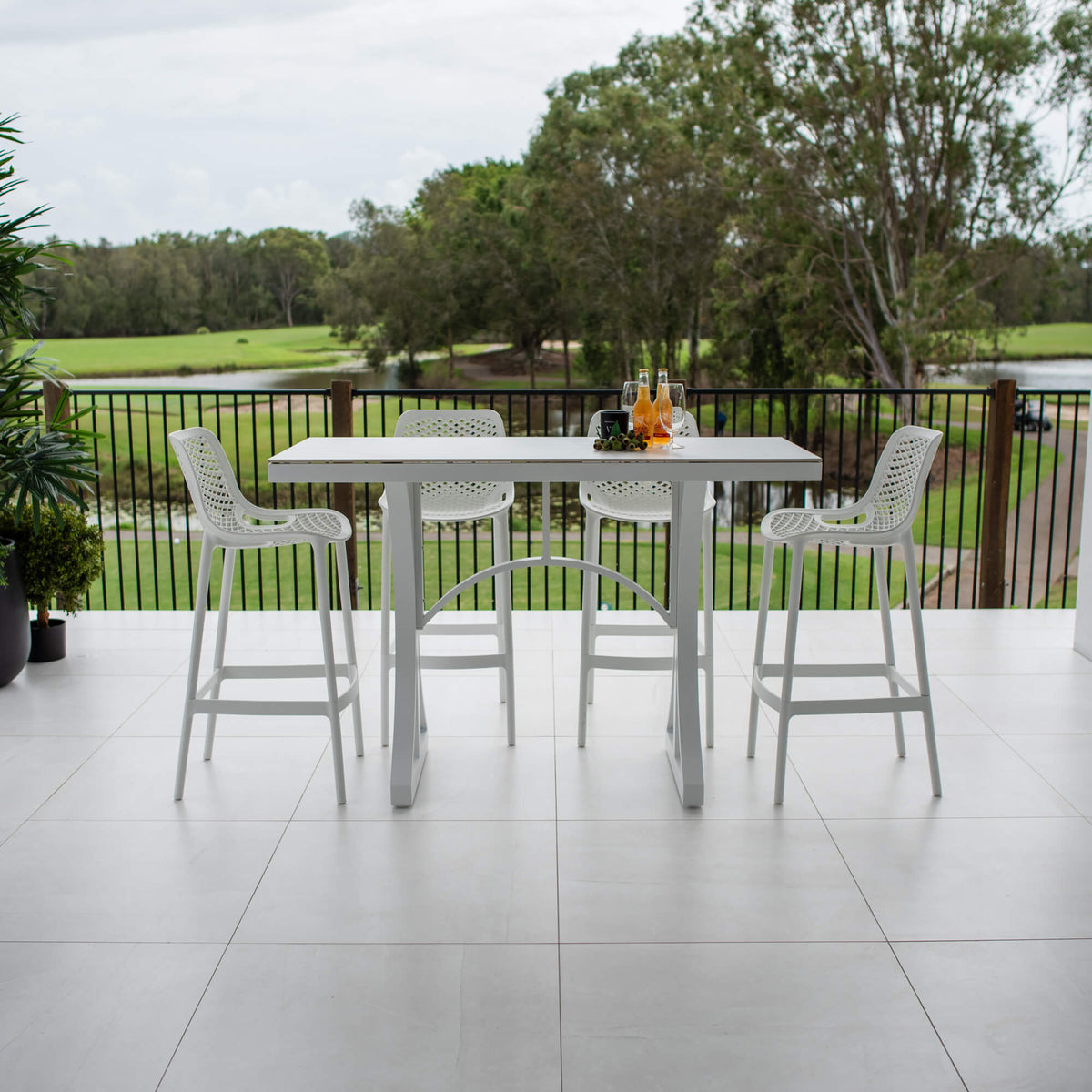 best-outdoor-furniture-Roma 75 Malibu - 5pce (150x65) - Outdoor Bar Set #color_WHITE