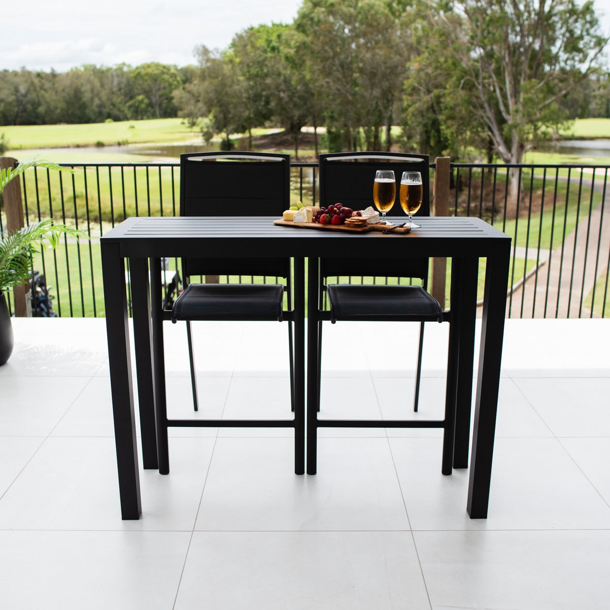 best-outdoor-furniture-Shelby - Alum Slat Bar 130 - 3pce - Outdoor Bar Set #color_BLACK