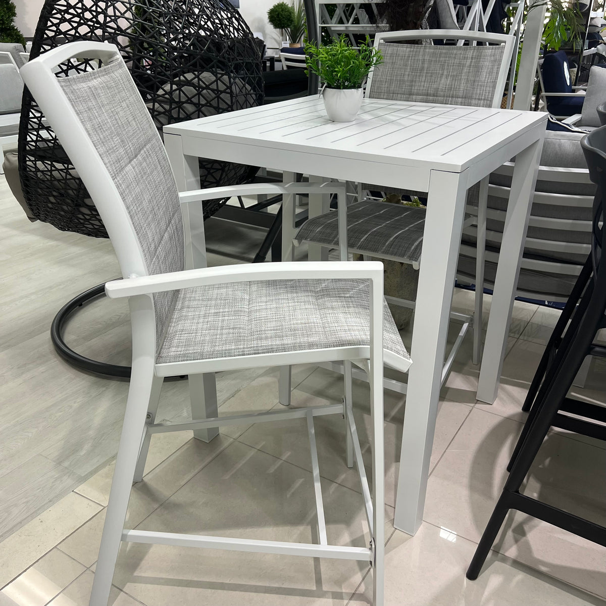 best-outdoor-furniture-Shelby Aria - 3pce (80x80) - Outdoor Bar Set