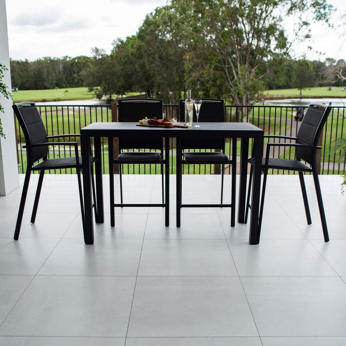 best-outdoor-furniture-Shelby Alum Slat Bar - 5pce - Outdoor Bar Set F #color_BLACK