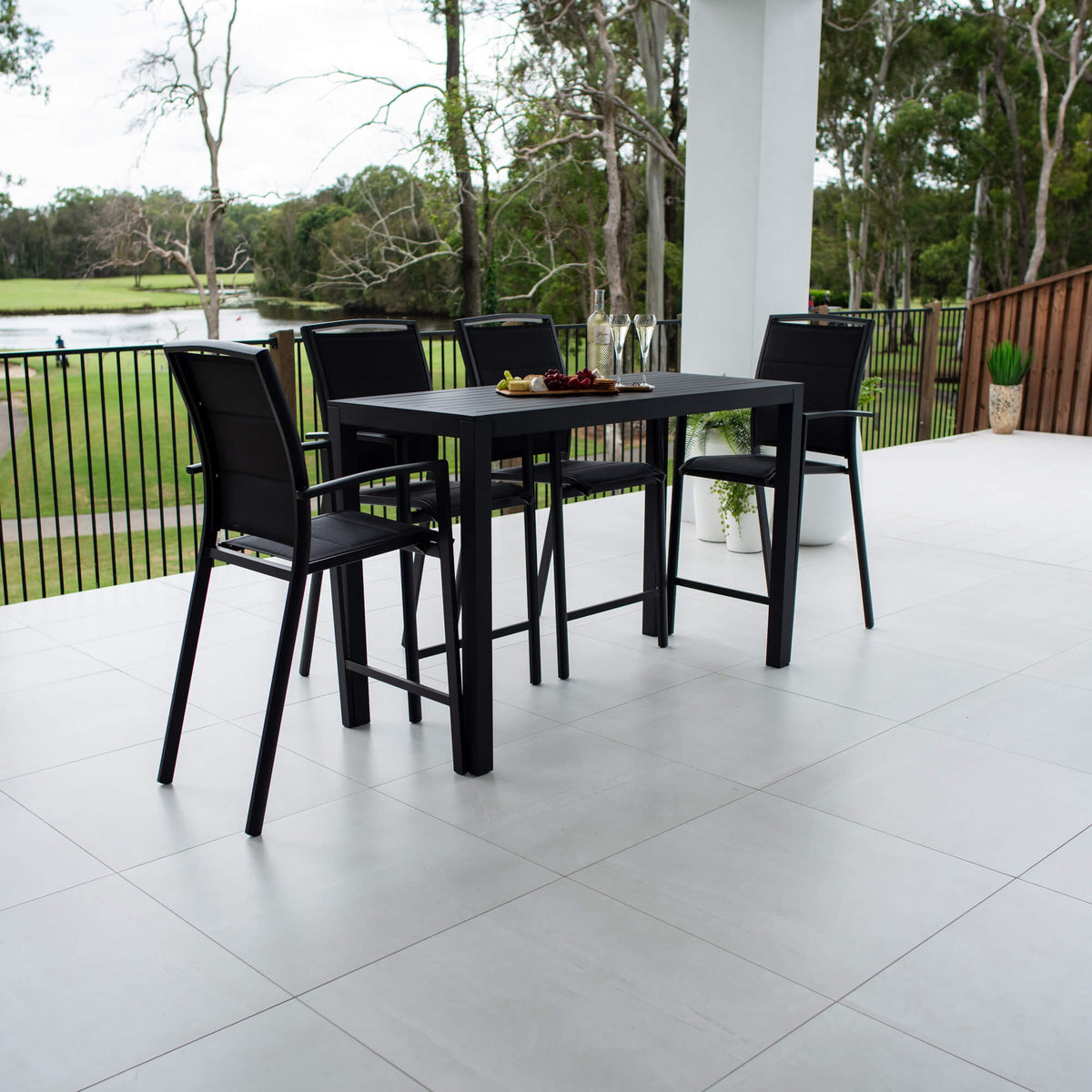 best-outdoor-furniture-Shelby Alum Slat Bar - 5pce - Outdoor Bar Set F #color_BLACK