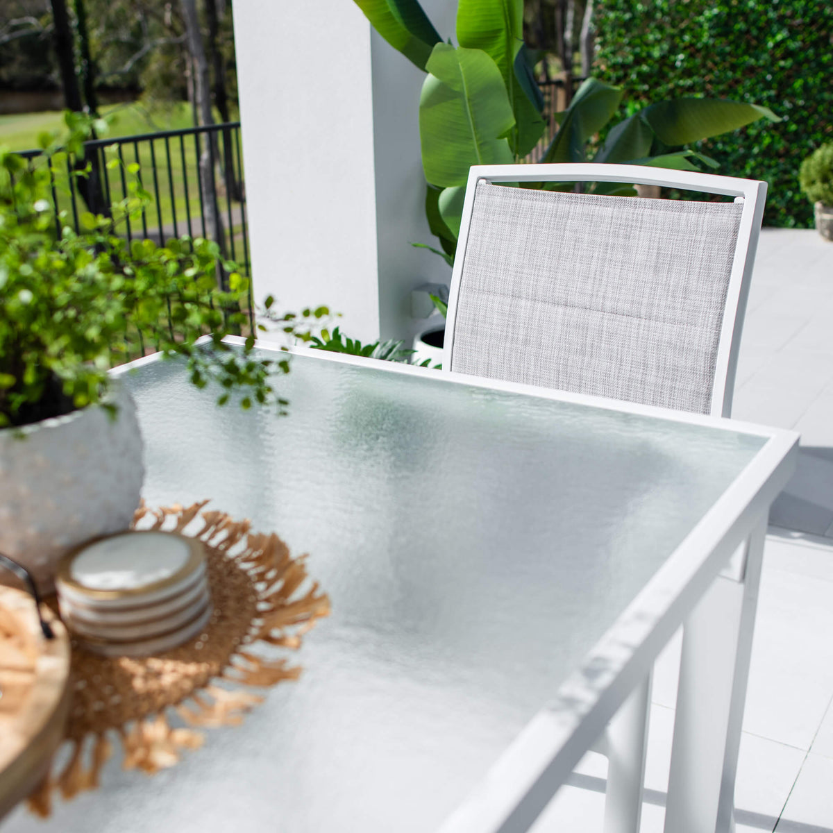 best-outdoor-furniture-Shelby Hudson - 5pce (150x80) - Outdoor Bar Set #color_WHITE