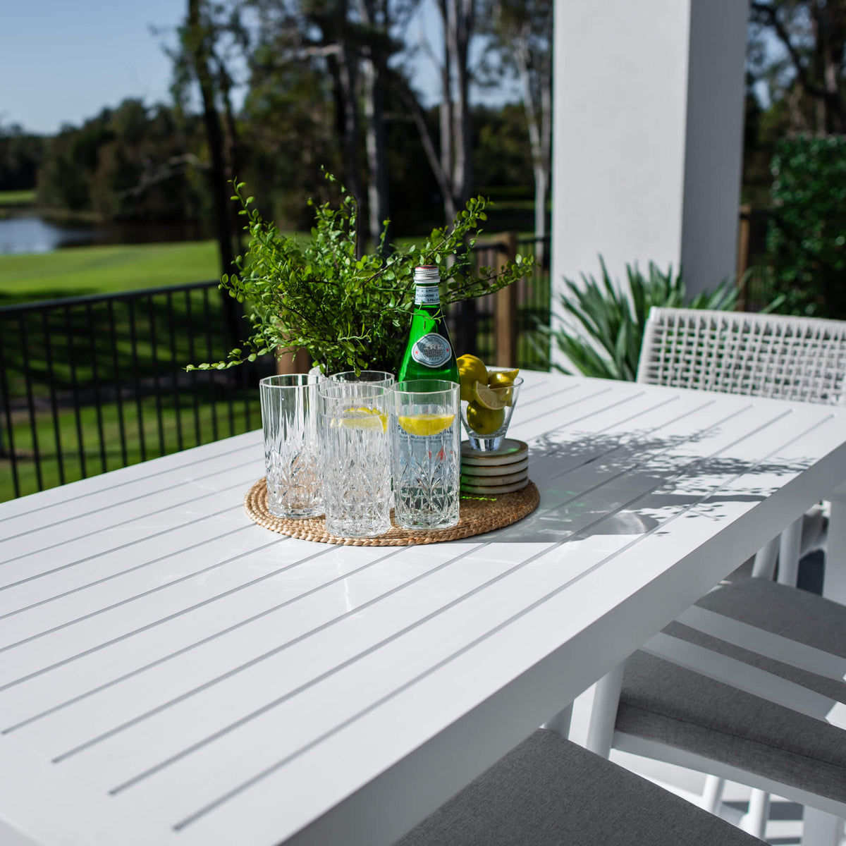 best-outdoor-furniture-Vienna Rope Aria - 5pce (150x80) - Outdoor Bar Set #COLOR_WHITE