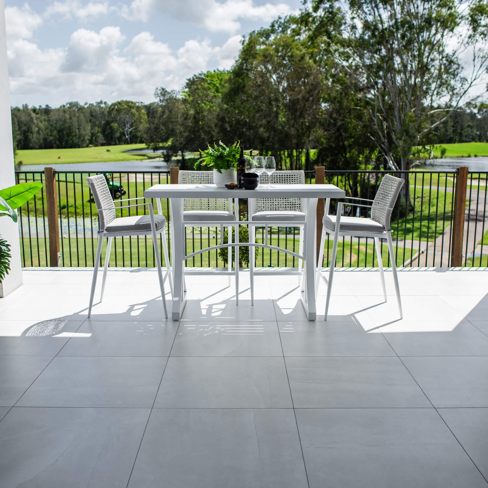 best-outdoor-furniture-Vienna Rope Bergen - 5pce (150x65) - Outdoor Bar Set #color_WHITE