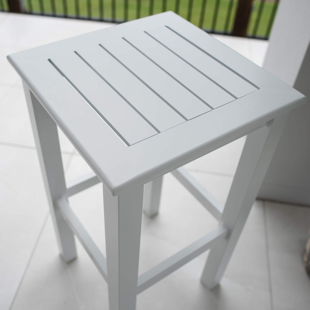 best-outdoor-furniture-Kirra - Outdoor Bar Stool #color_WHITE