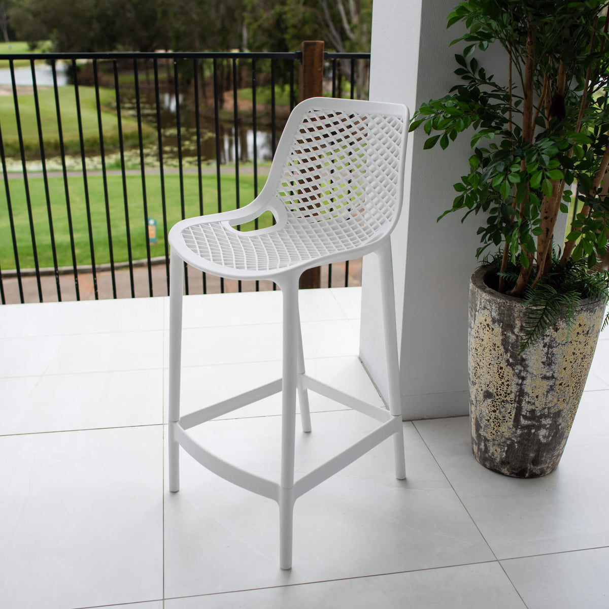 best-outdoor-furniture-Roma 65 - Outdoor Bar Stool #color_WHITE
