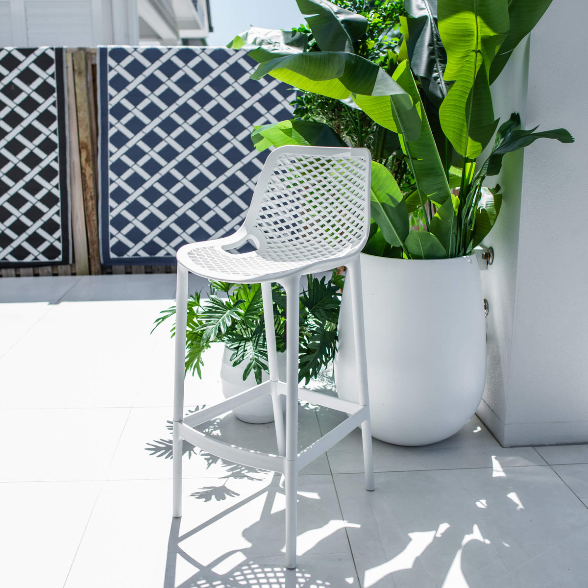 best-outdoor-furniture-Roma 75 - Outdoor Bar Stool #color_WHITE