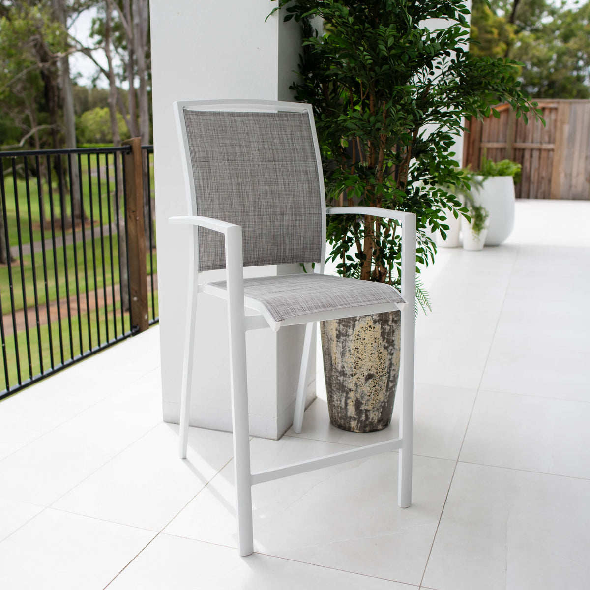 best-outdoor-furniture-Shelby - Bar Chair #color_WHITE