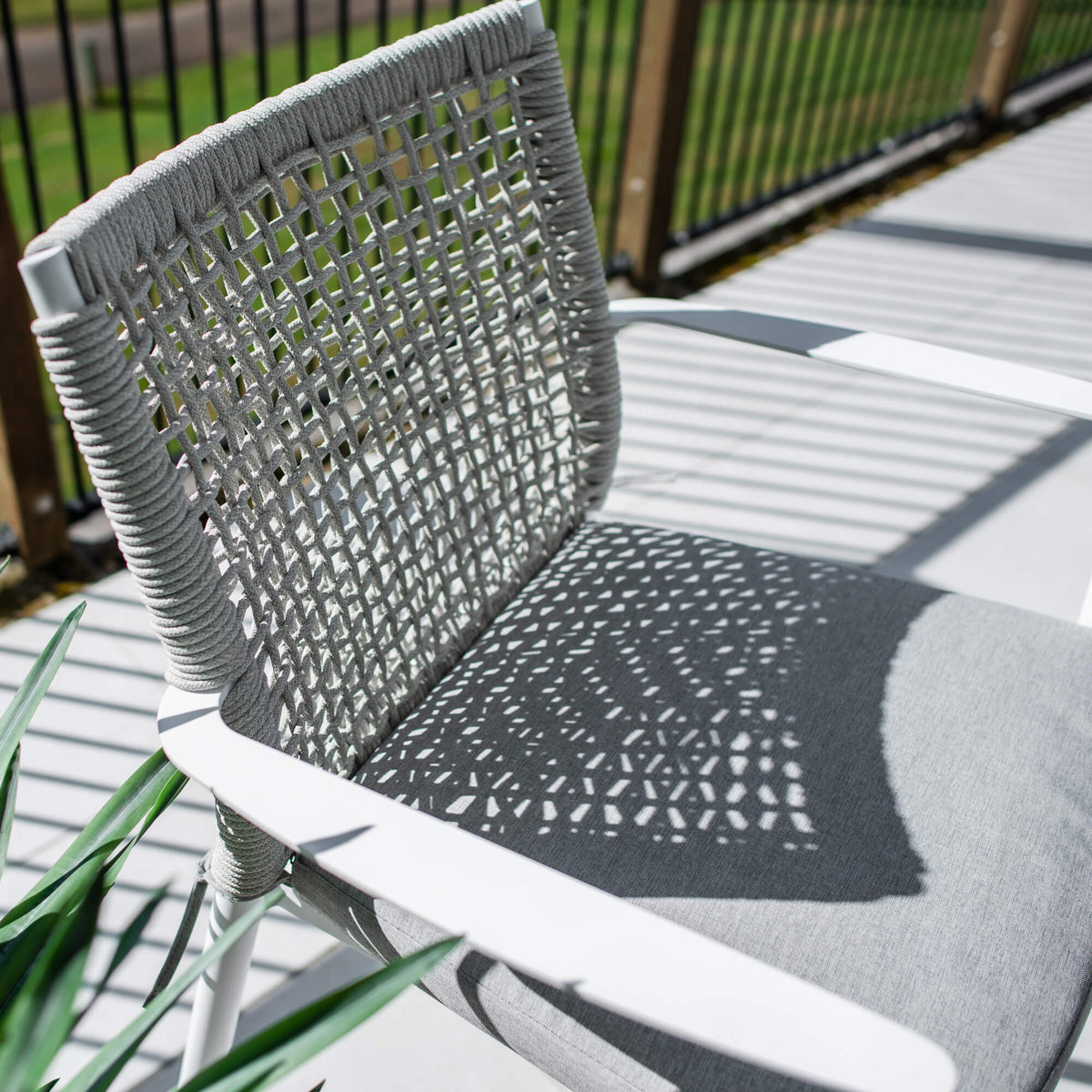 best-outdoor-furniture-Vienna Rope - Outdoor Bar Stool #color_WHITE
