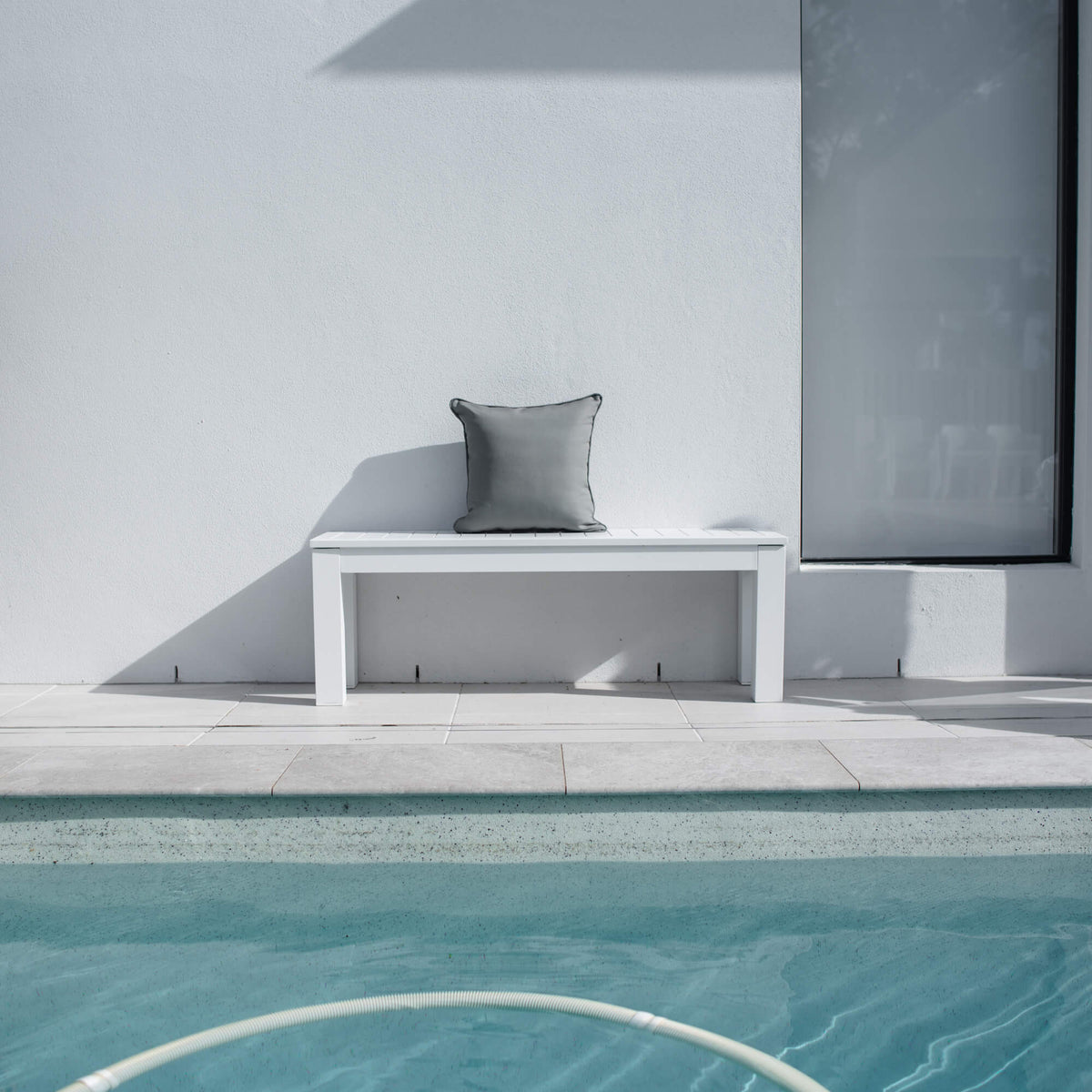 best-outdoor-furniture-Stella Plain 45 x 45cm - Outdoor Cushion