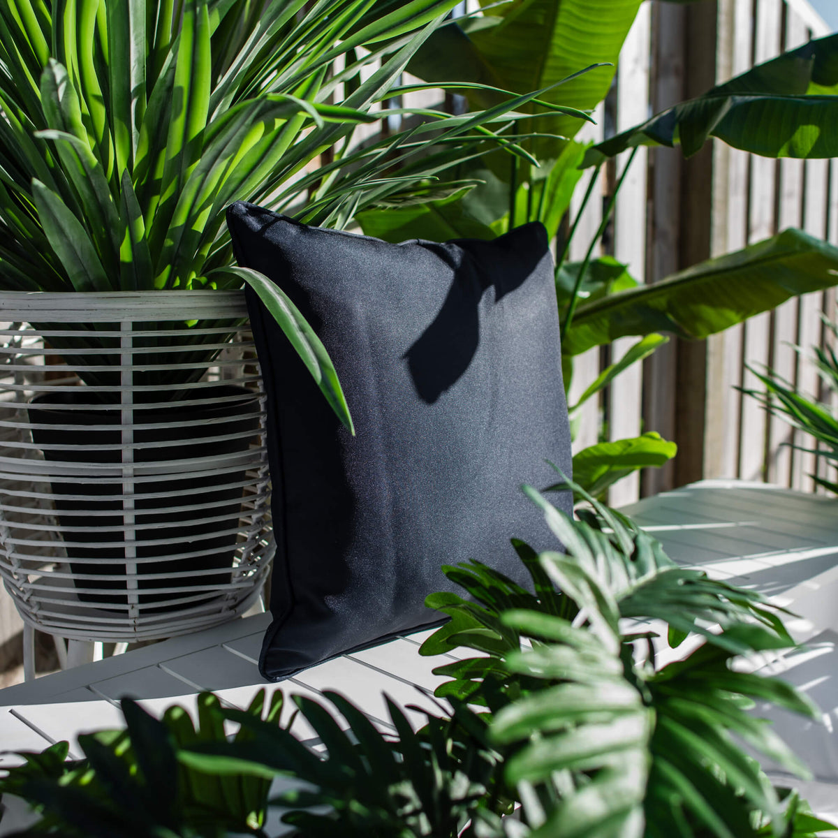 best-outdoor-furniture-Stella Plain 45 x 45cm - Outdoor Cushion #color_NAVY