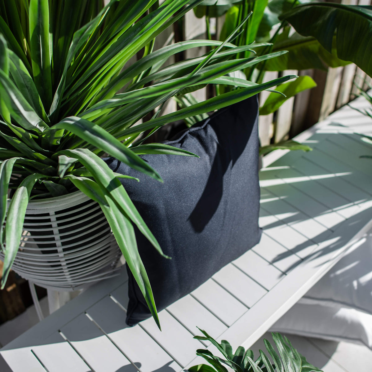 best-outdoor-furniture-Stella Plain 45 x 45cm - Outdoor Cushion #color_NAVY