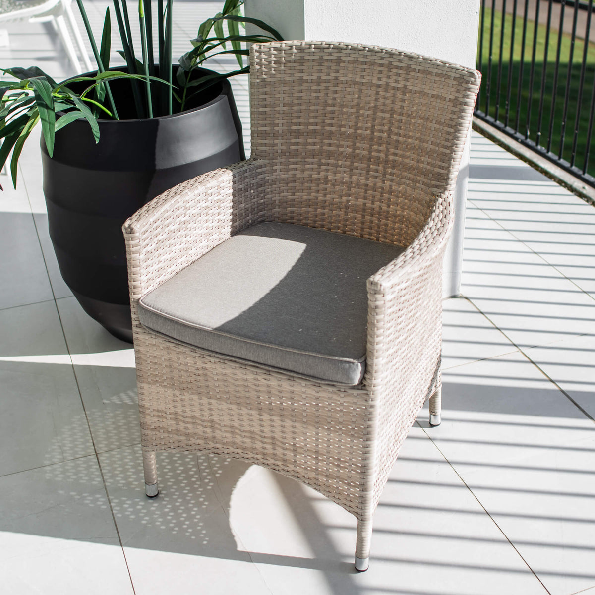 best-outdoor-furniture-Aspen - Outdoor Chair #color_BONE