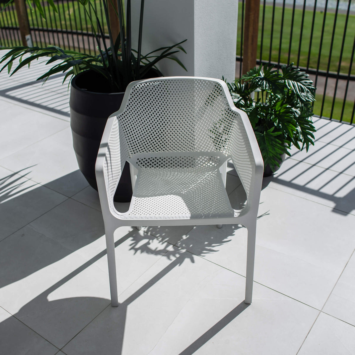 best-outdoor-furniture-Nero - Outdoor Dining Chair #color_WHITE