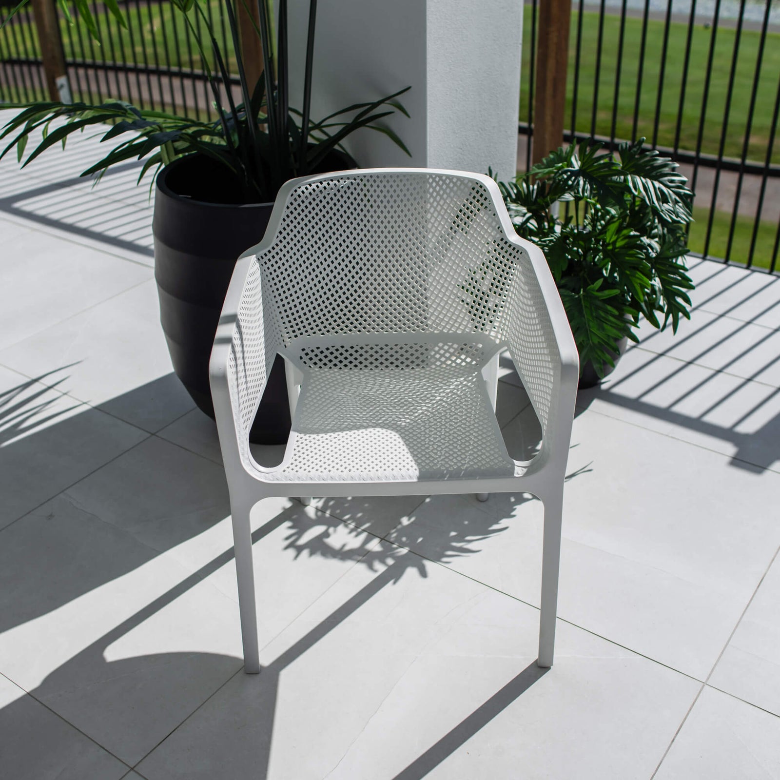 best-outdoor-furniture-Nero - Outdoor Dining Chair #color_WHITE