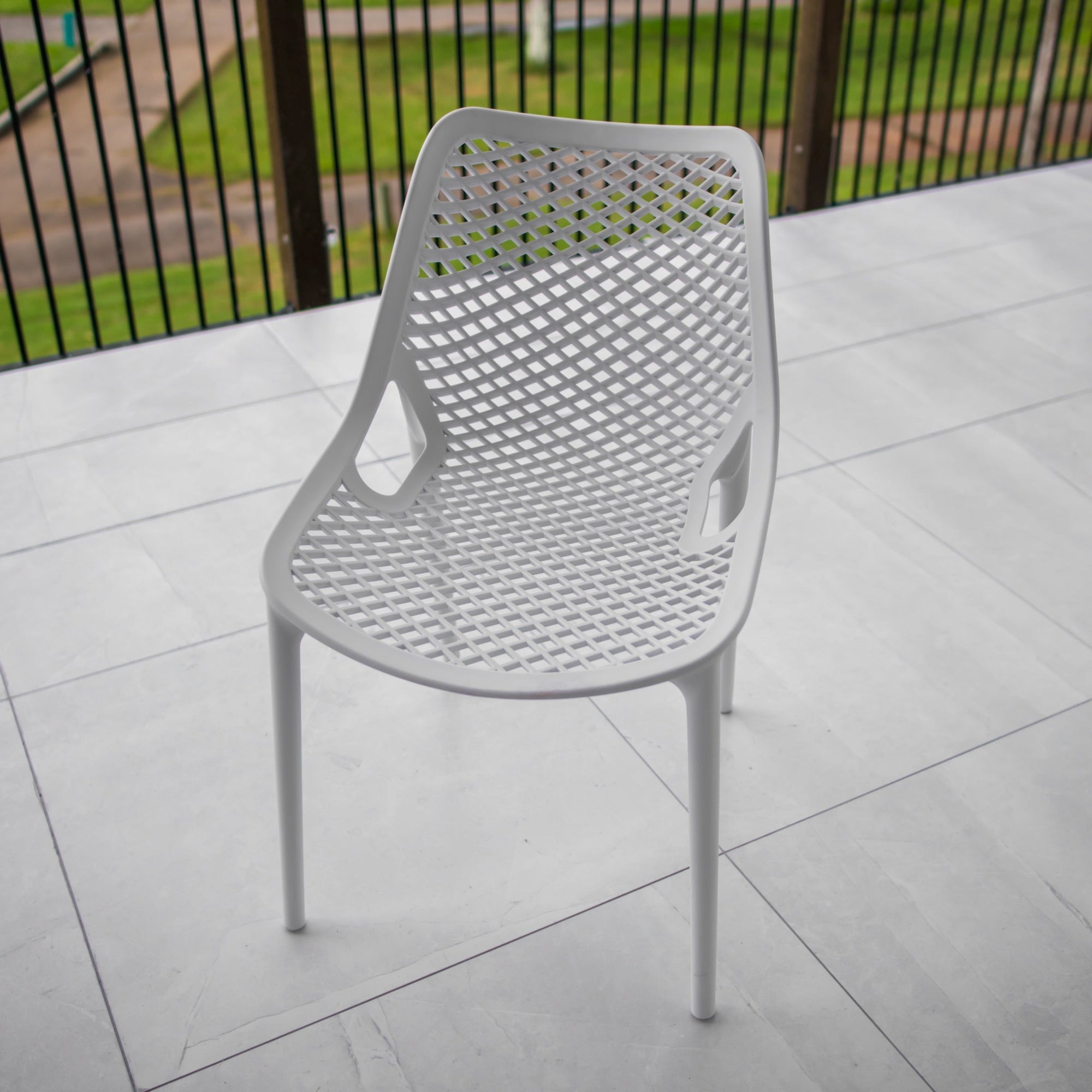 best-outdoor-furniture-Roma - Outdoor Chair
