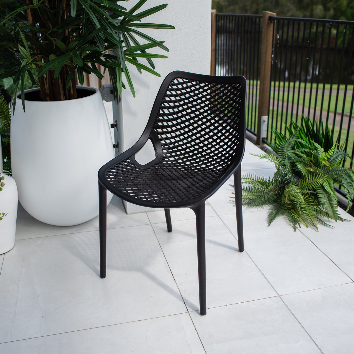 best-outdoor-furniture-Roma - Outdoor Chair #color_BLACK
