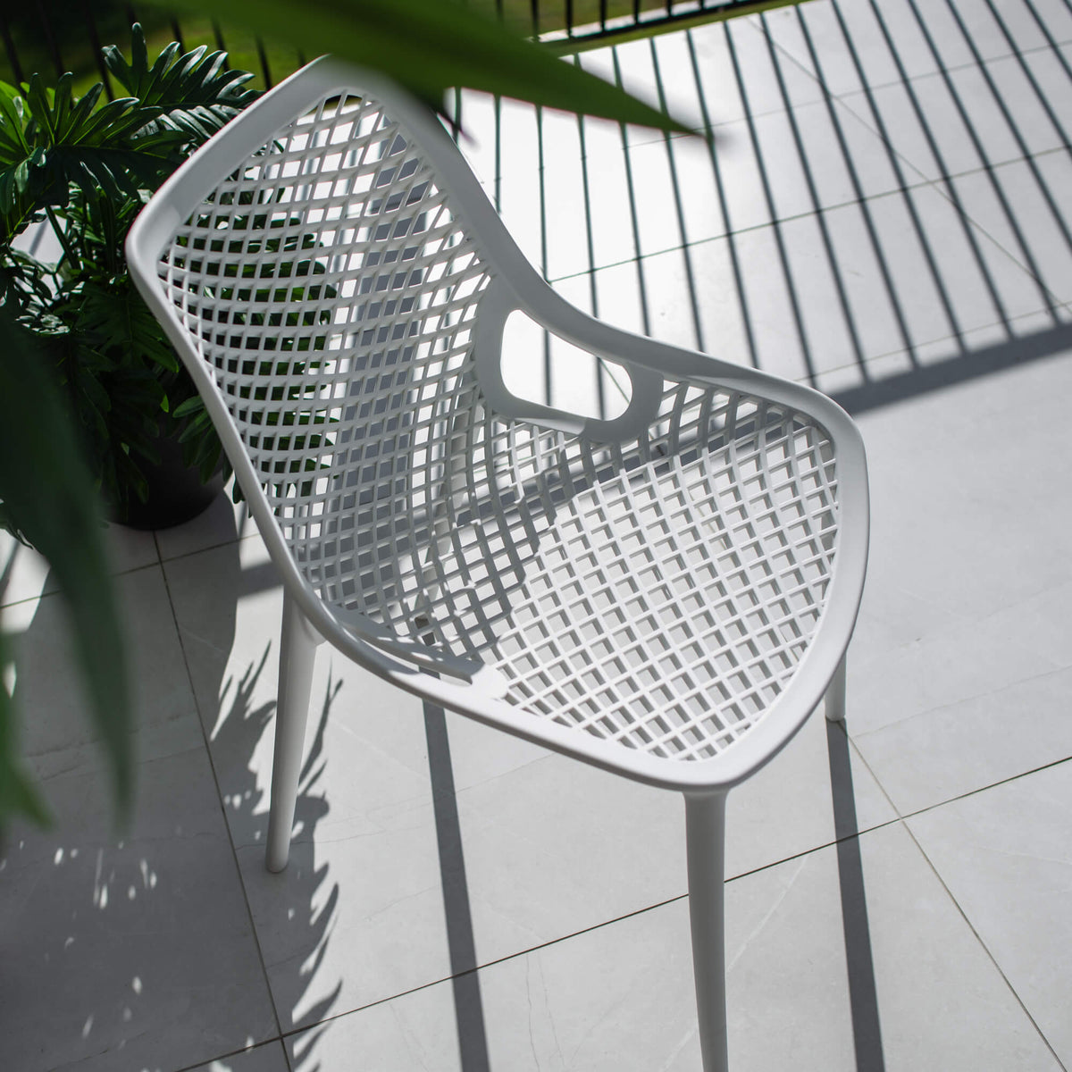 best-outdoor-furniture-Roma - Outdoor Chair #color_WHITE