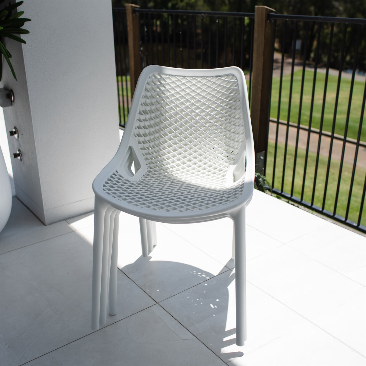 best-outdoor-furniture-Roma - Outdoor Chair #color_WHITE