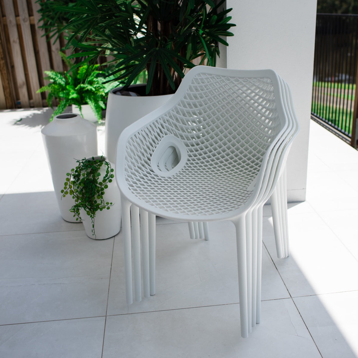 best-outdoor-furniture-Roma XL - Outdoor Chair #color_WHITE