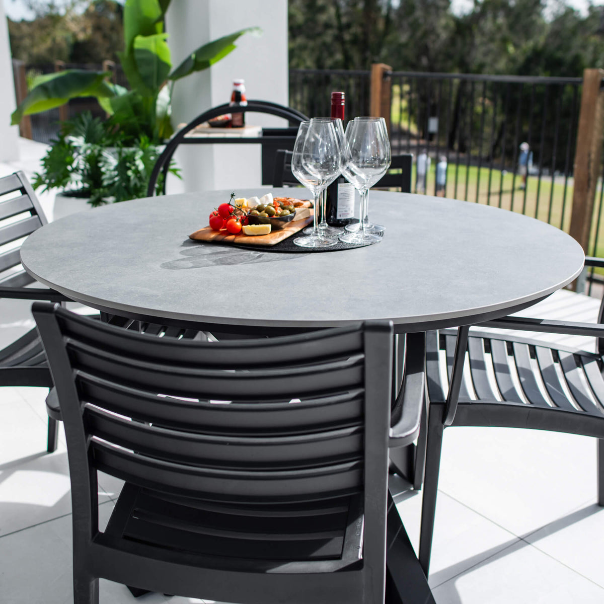 best-outdoor-furniture-Apollo XL Malibu Round - 5pce (120x120) - Outdoor Dining Set #color_BLACK