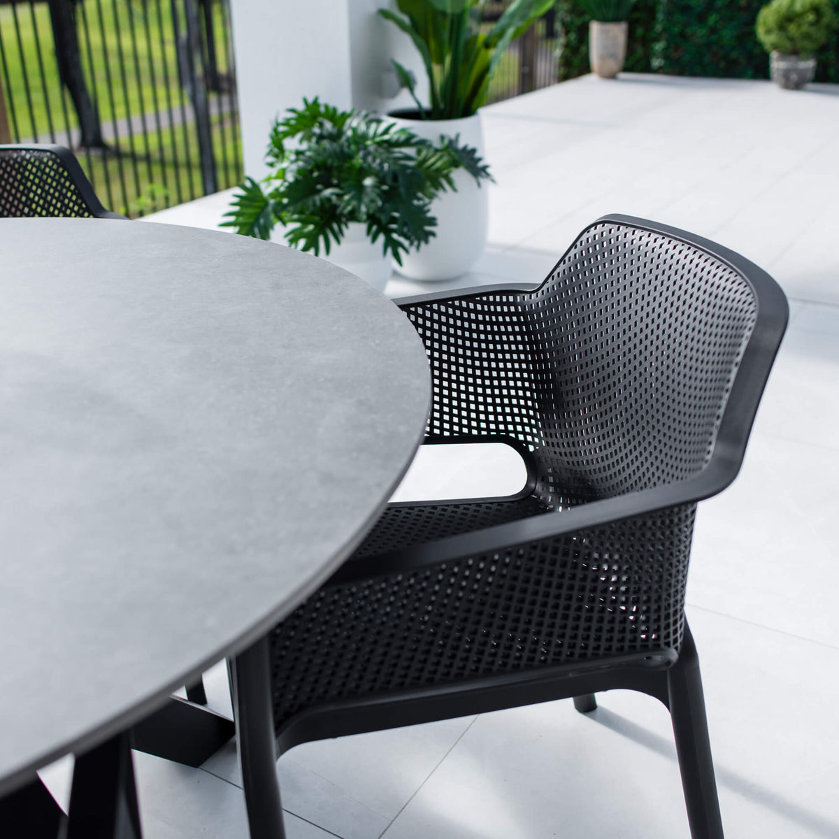 best-outdoor-furniture-Nero Malibu Round - 5pce (120x120) - Outdoor Dining Set #color_BLACK